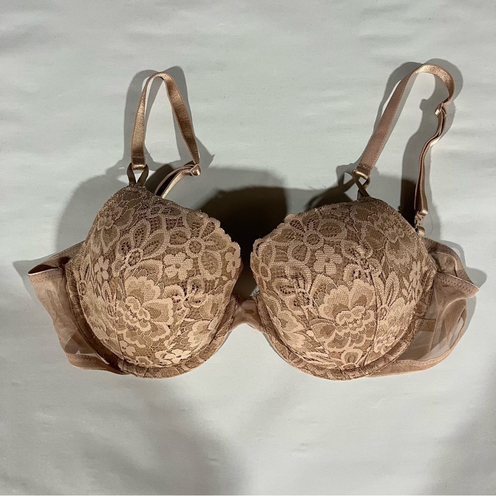 Victoria's Secret Set of Two Lace Demi Bras - Navy and Tan 36C - Picture 2 of 13